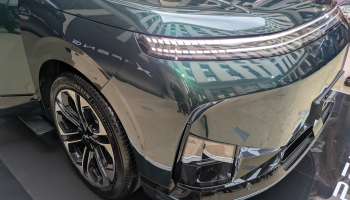 XPENG представила в Европе трехрядный электрокроссовер G9L за €74 990